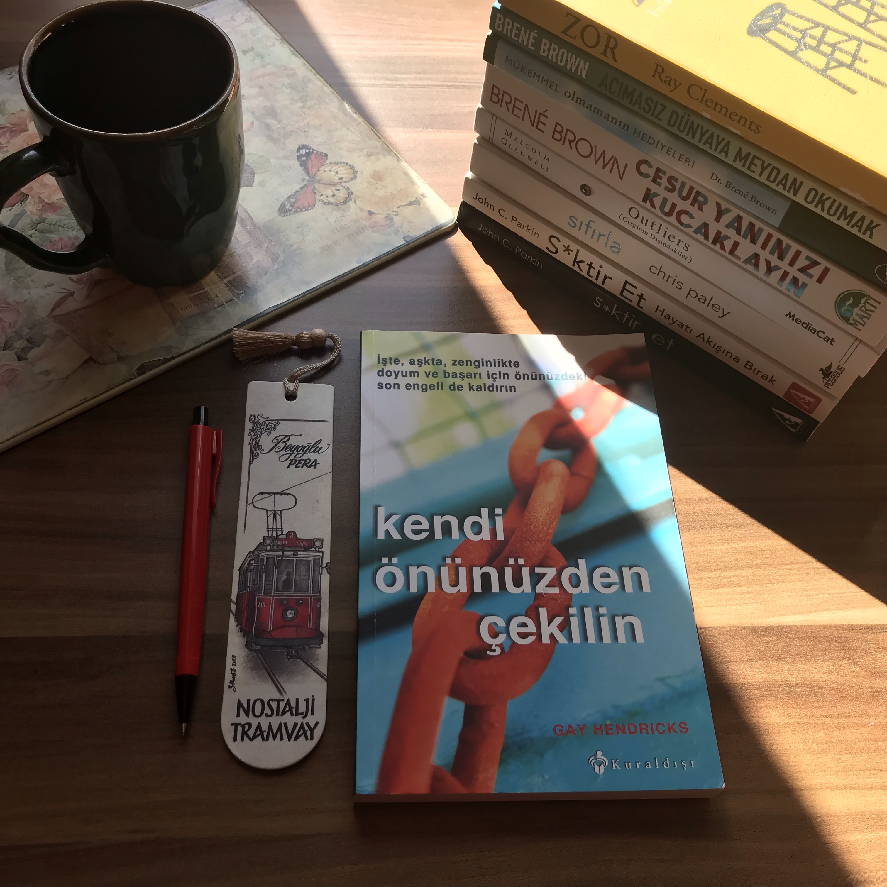 Kendi Önünüzden Çekilin, Gay&nbsp;Hendricks