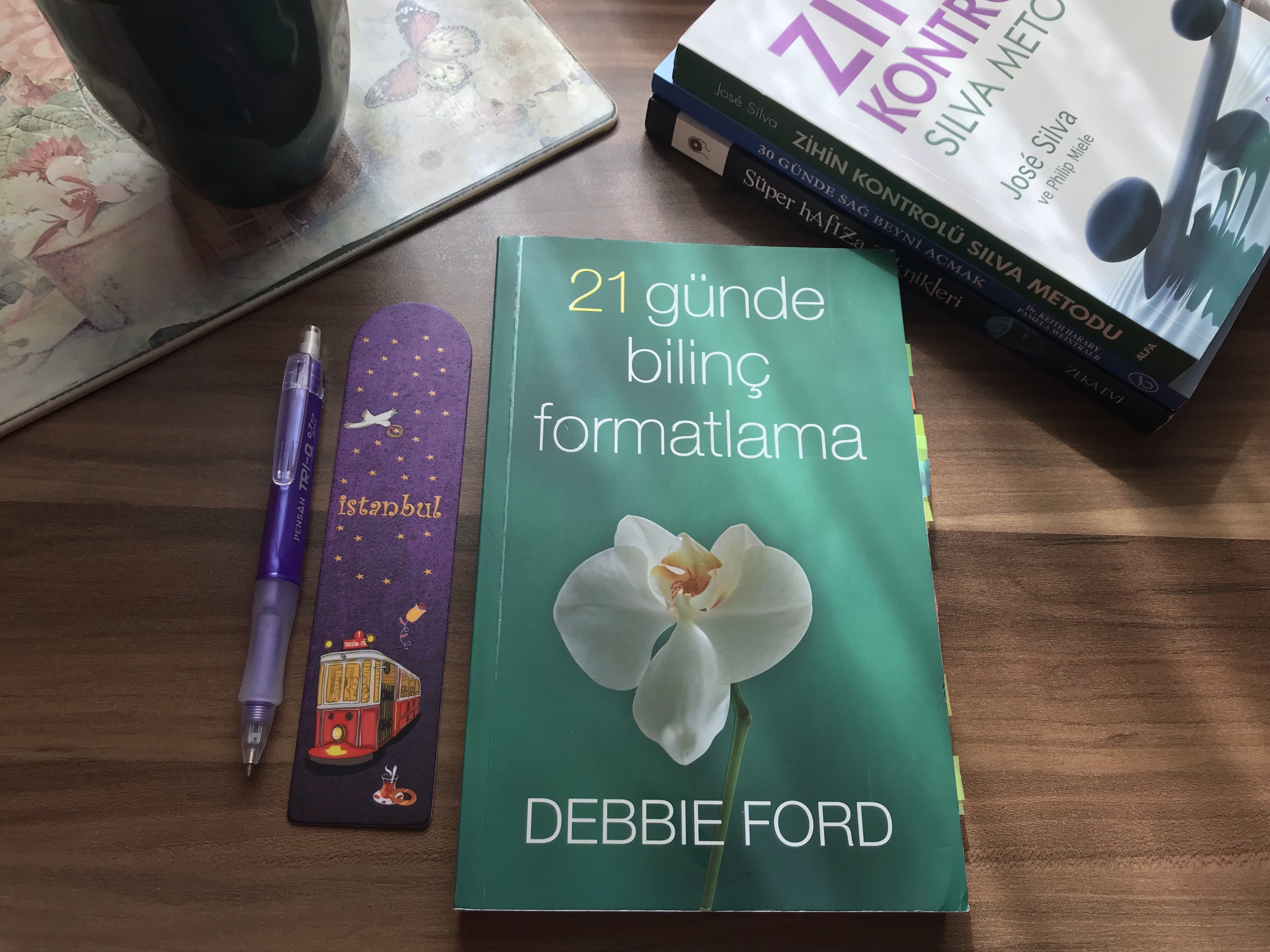 21 Günce Bilinç Formatlama, Debbie&nbsp;Ford