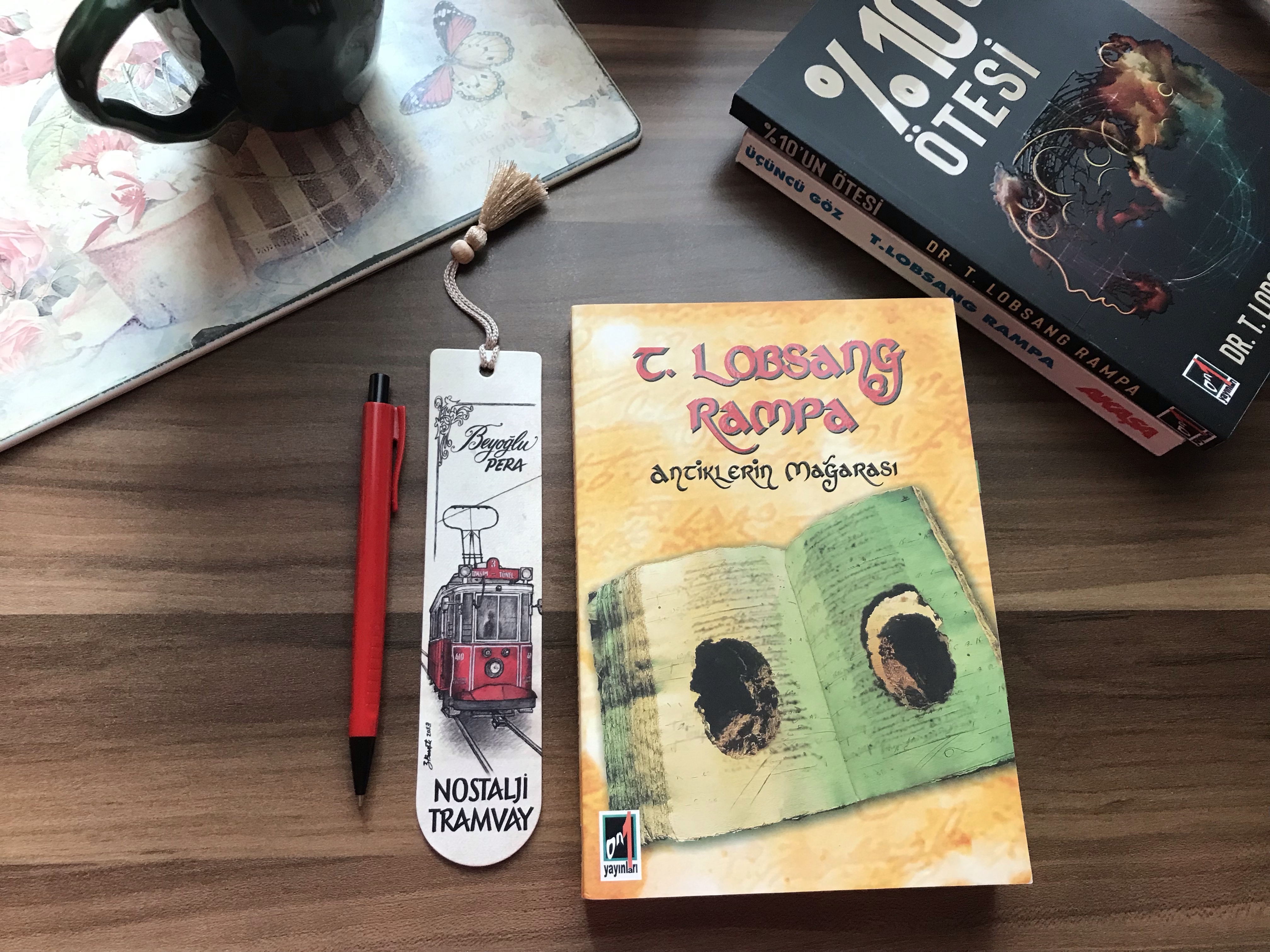 Antiklerin Mağarası, T. Lobsang Rampa