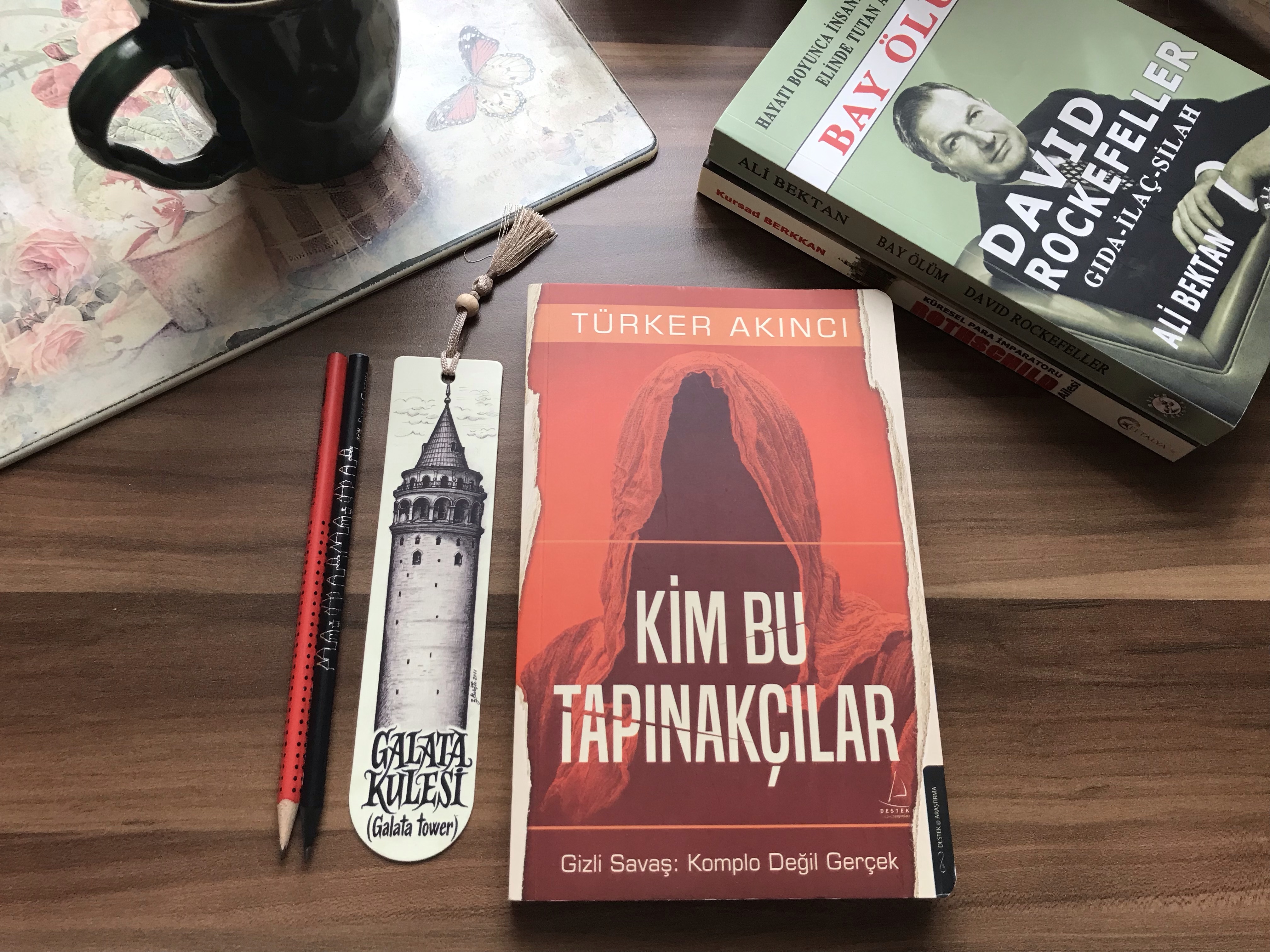 Kim Bu Tapınakçılar, Türker&nbsp;Akıncı