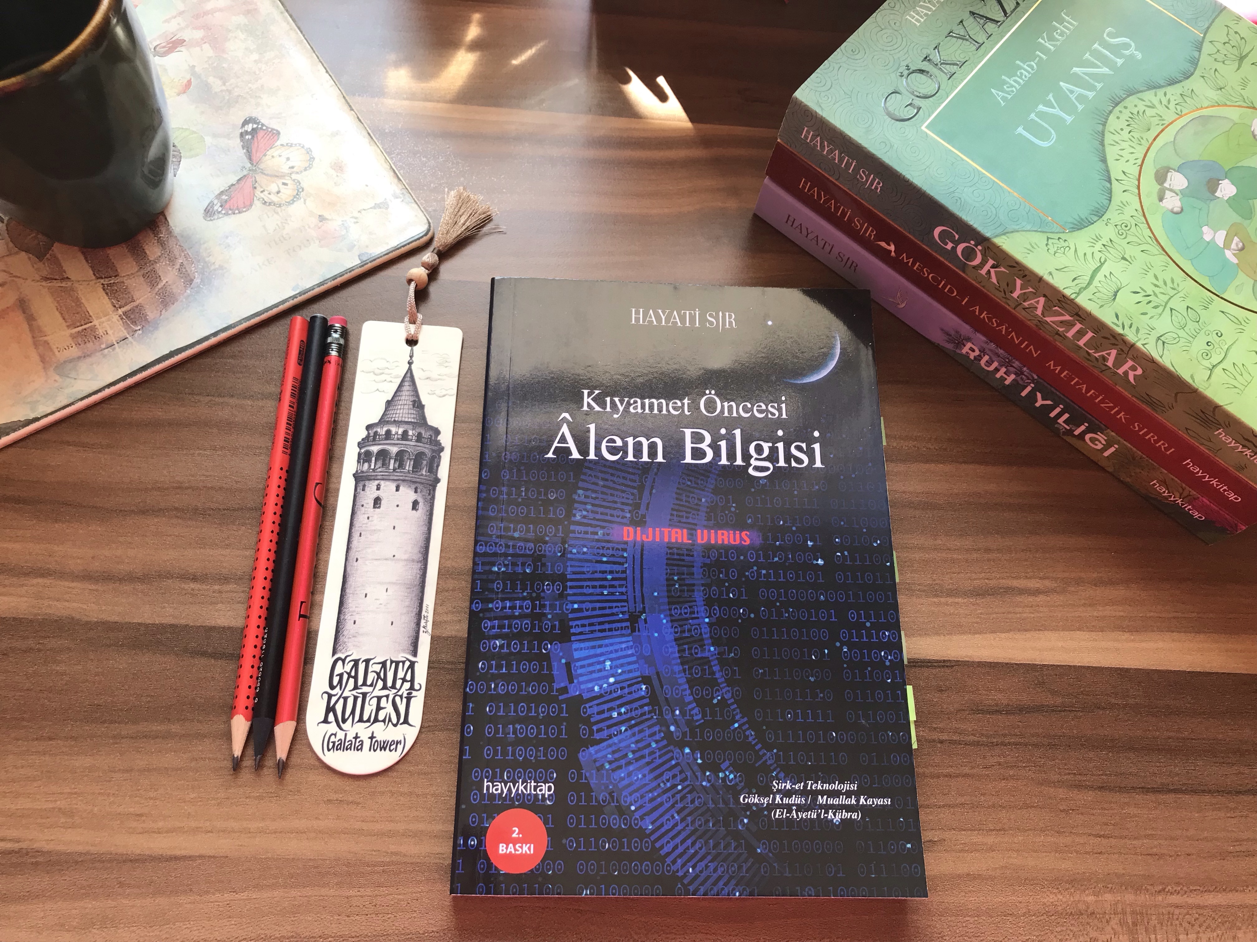 Kıyamet Öncesi Alem Bilgisi, Hayati&nbsp;Sır