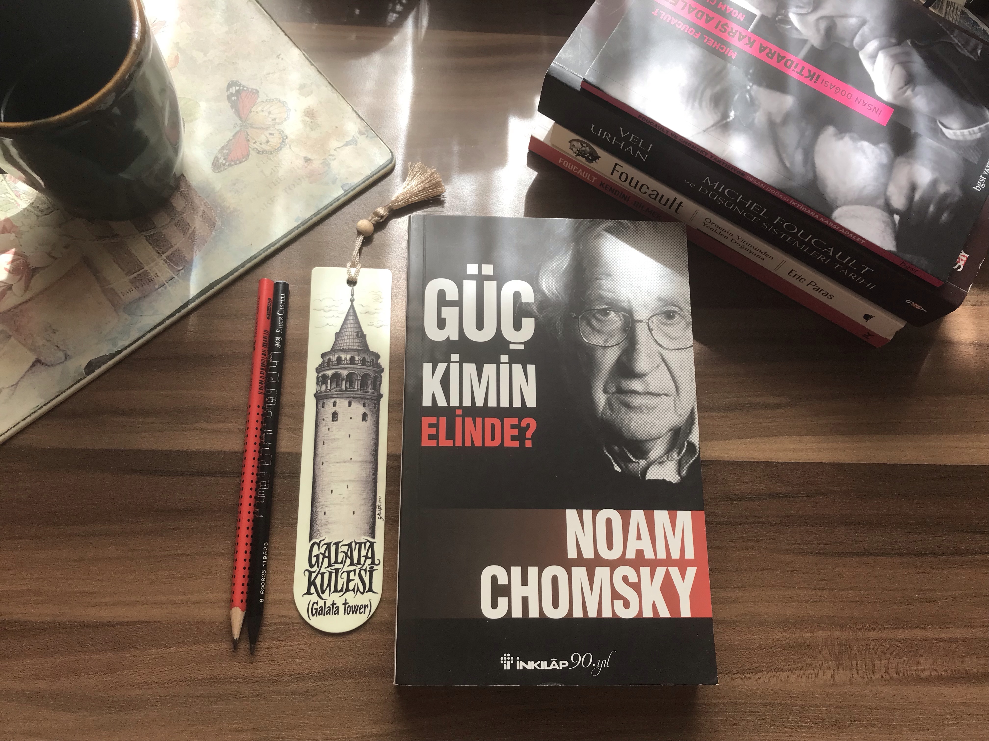 Güç Kimin Elinde? Noam&nbsp;Chomsky