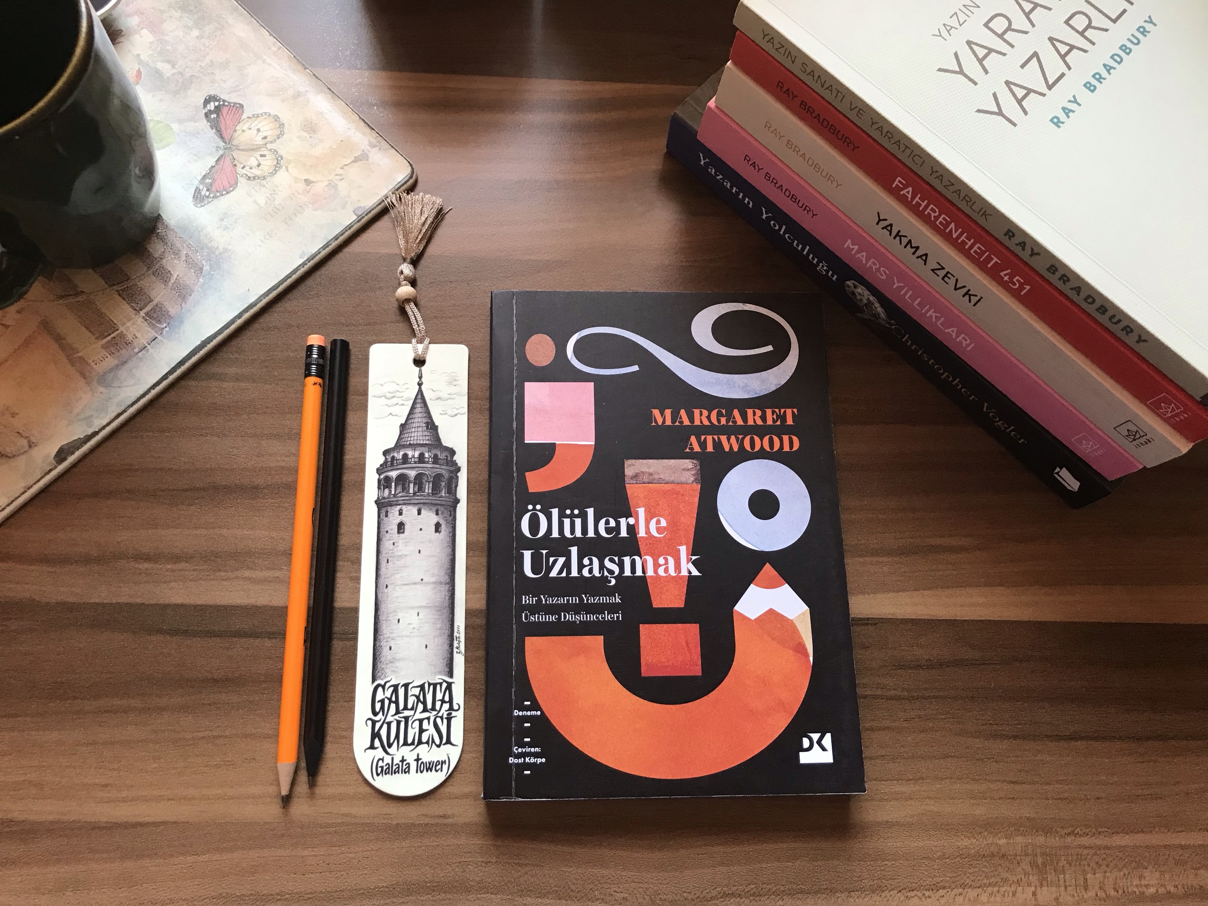 Ölülerle Uzlaşmak, Margaret Atwood