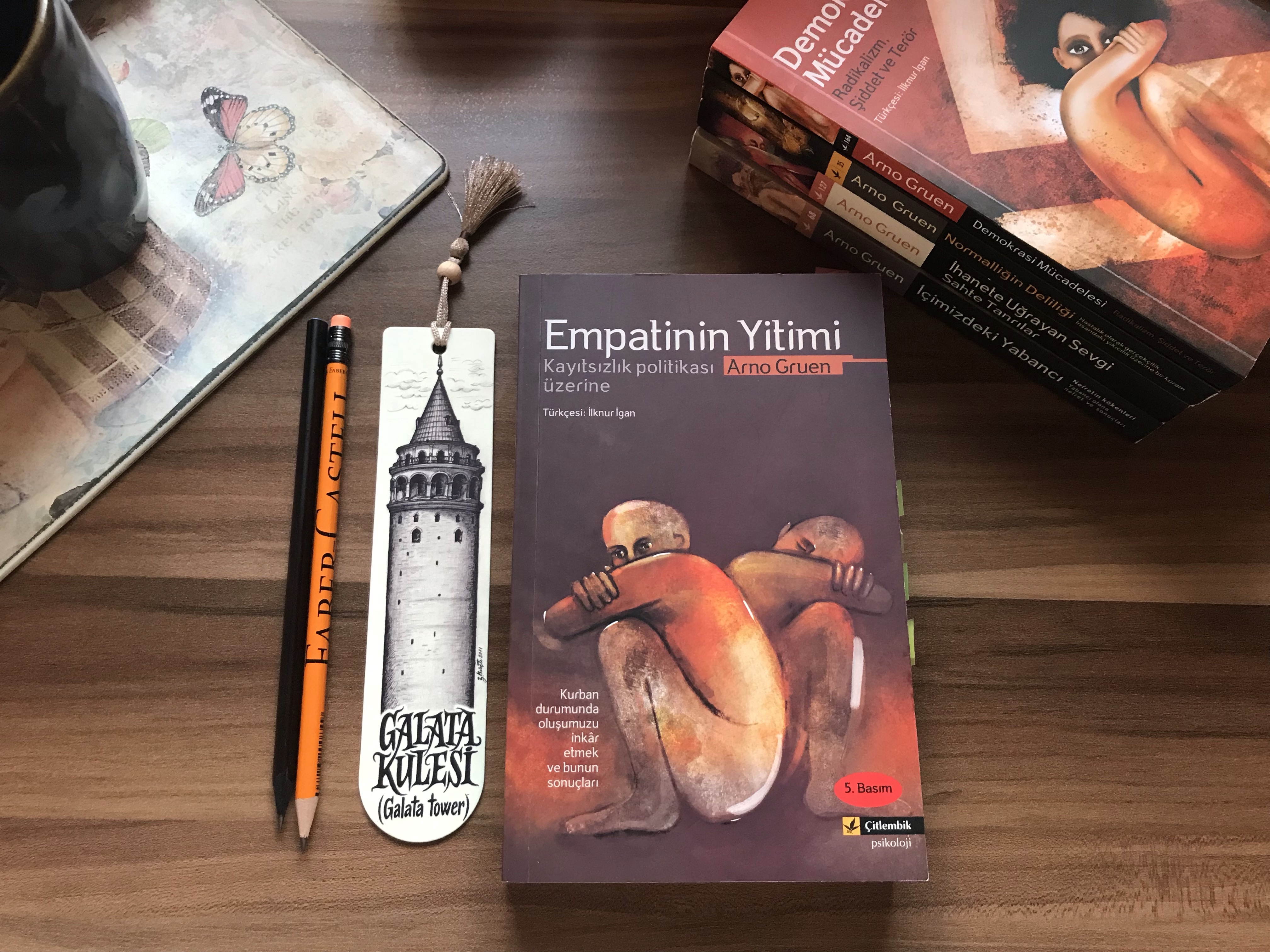 Empatinin Yitimi, Arno&nbsp;Gruen