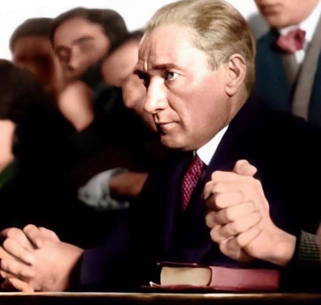 Atatürk ve Aydınlanma: Cumhuriyetin Zihinsel Dönüşümü