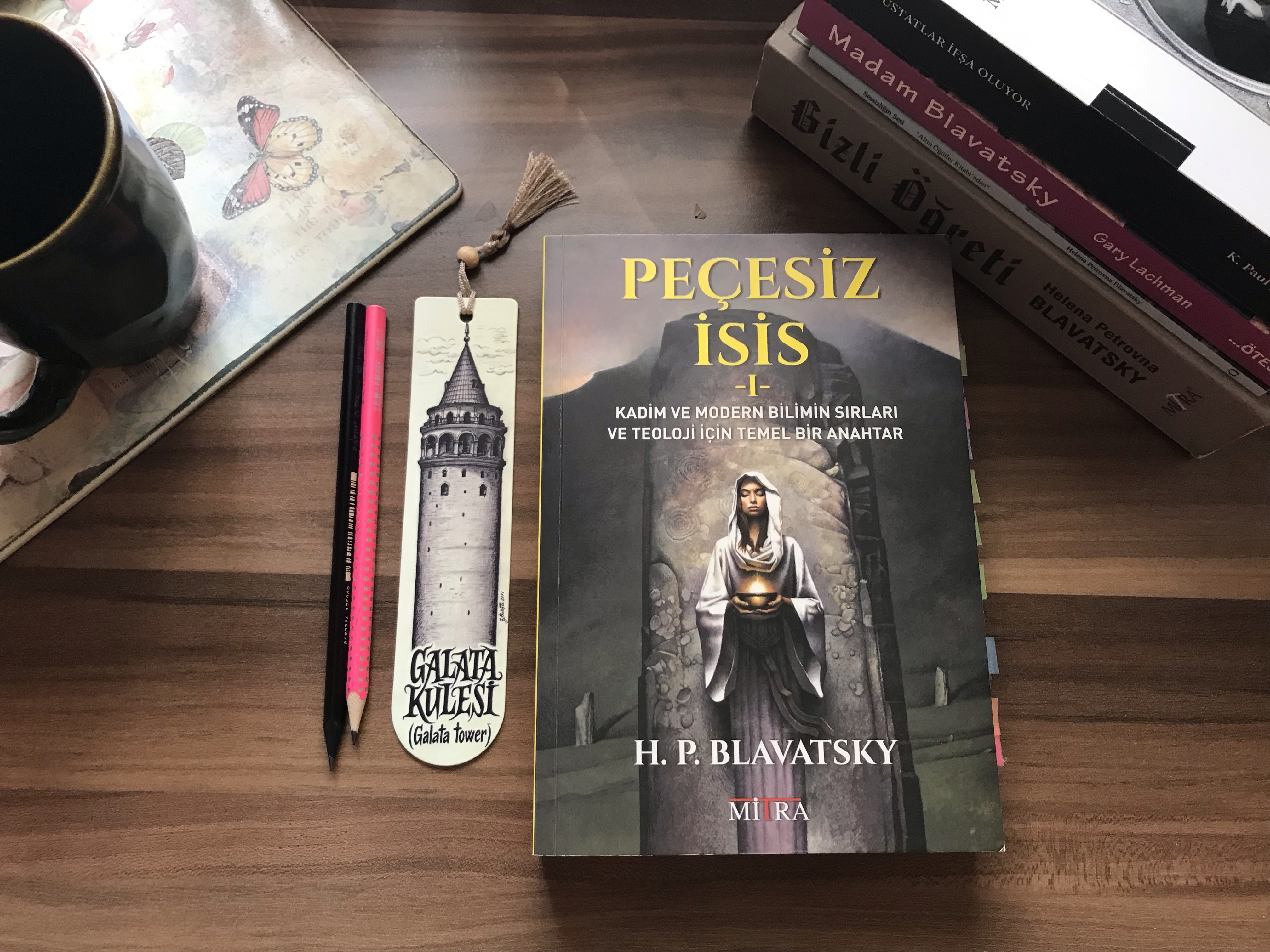 Peçesiz İsis 1. Cilt: Kadim ve Modern Bilimin Sırları ve Teoloji İçin Temel Bir Anahtar, Helena Petrovna&nbsp;Blavatsky