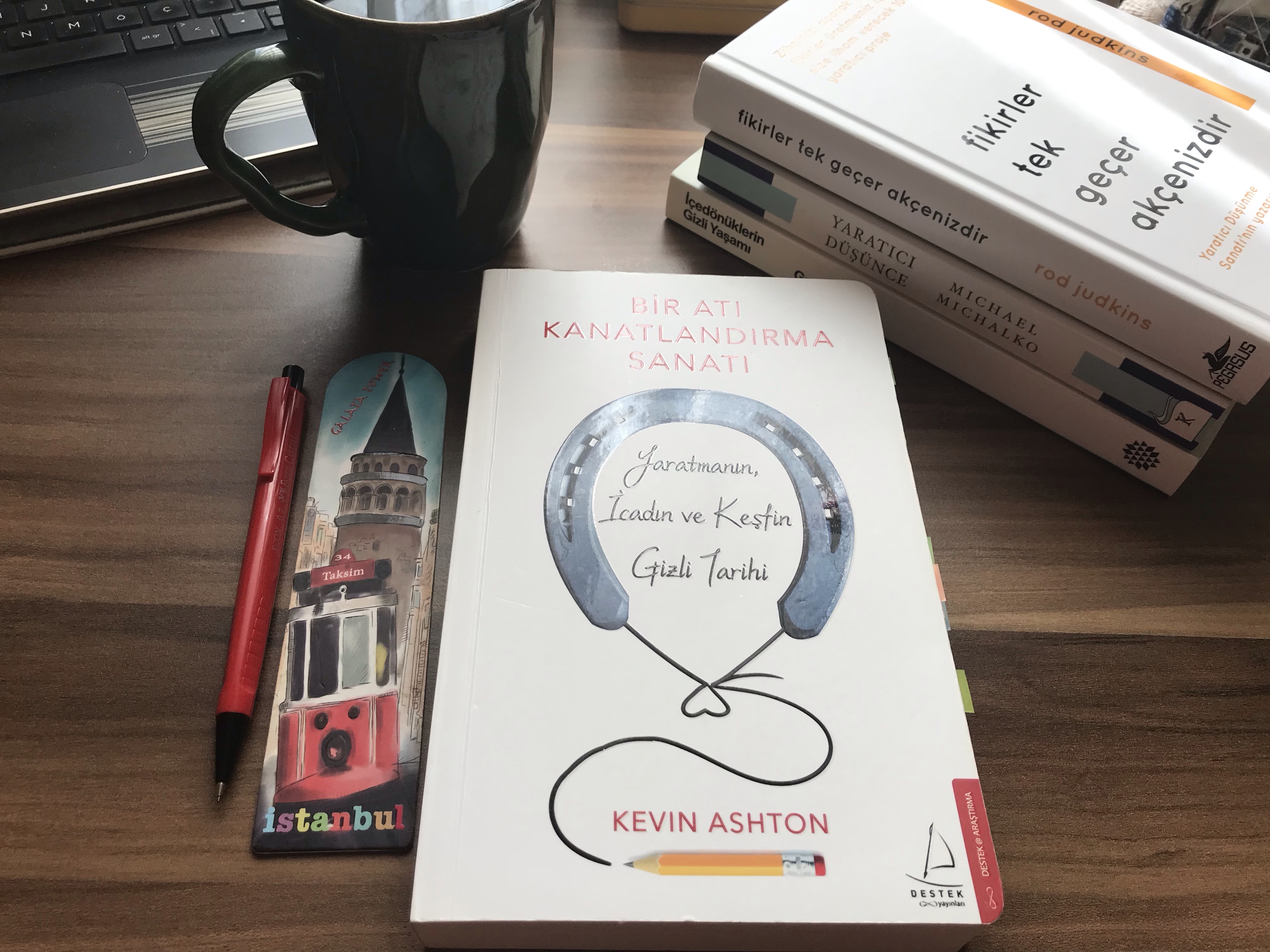 Bir Atı Kanatlandırma Sanatı, Kevin&nbsp;Ashton