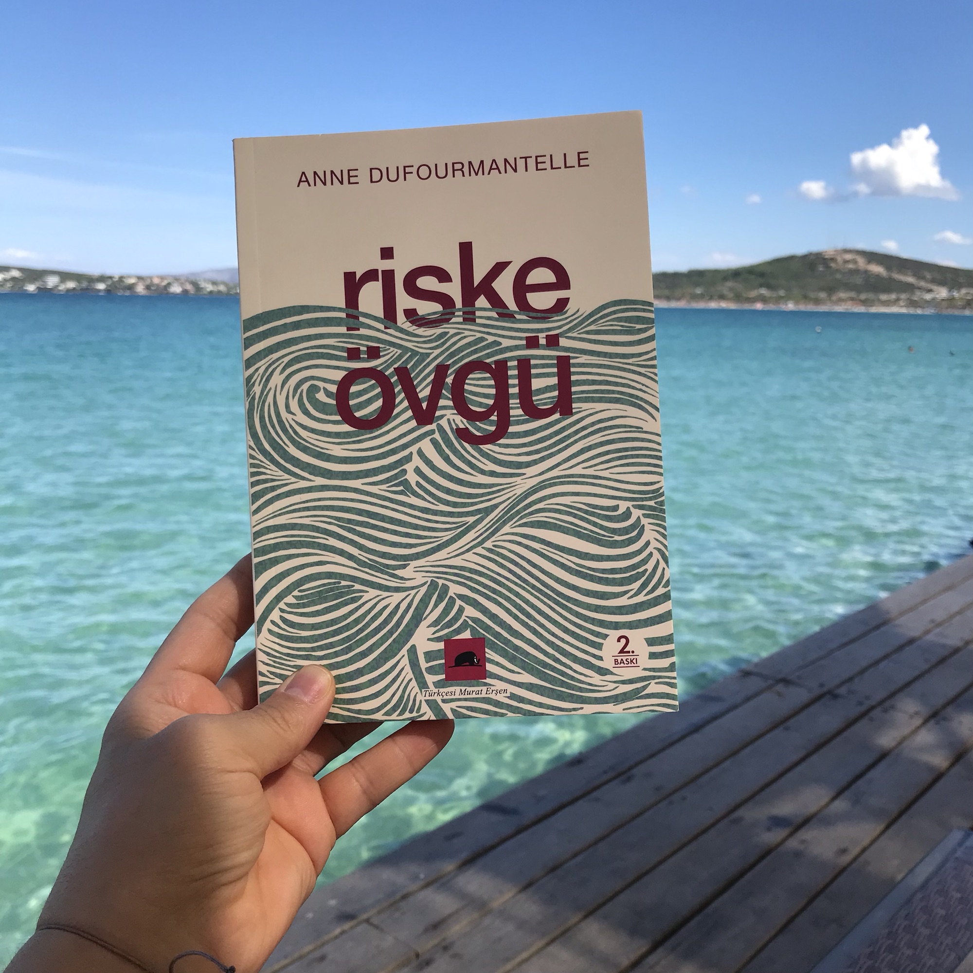 Riske Övgü, Anne&nbsp;Dufourmantelle