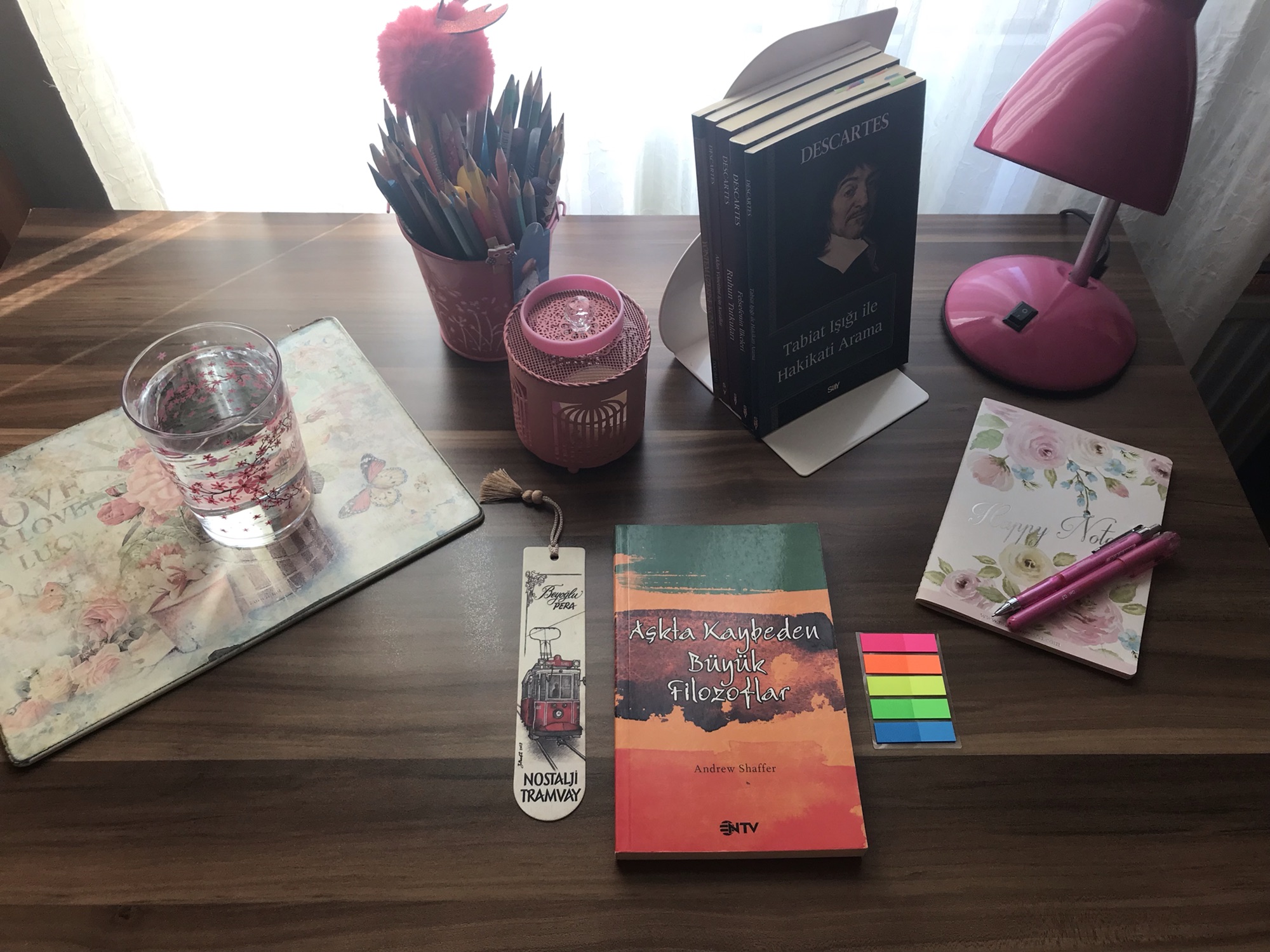 Aşkta Kaybeden Filozoflar, Andrew&nbsp;Shaffer