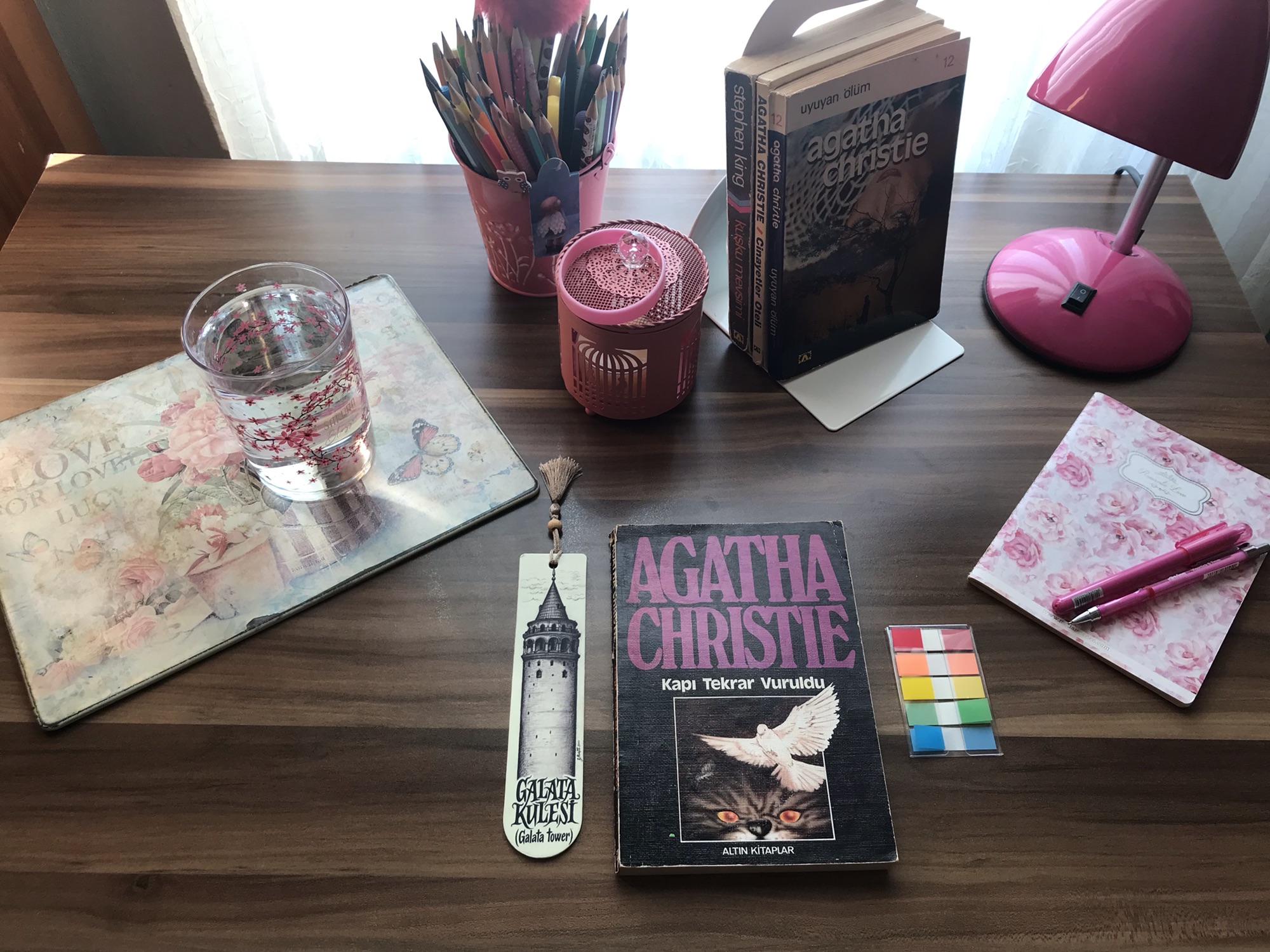 Agatha Christie: Kapı Tekrar Vuruldu, Cinayetler Oteli, Uyuyan&nbsp;Ölüm