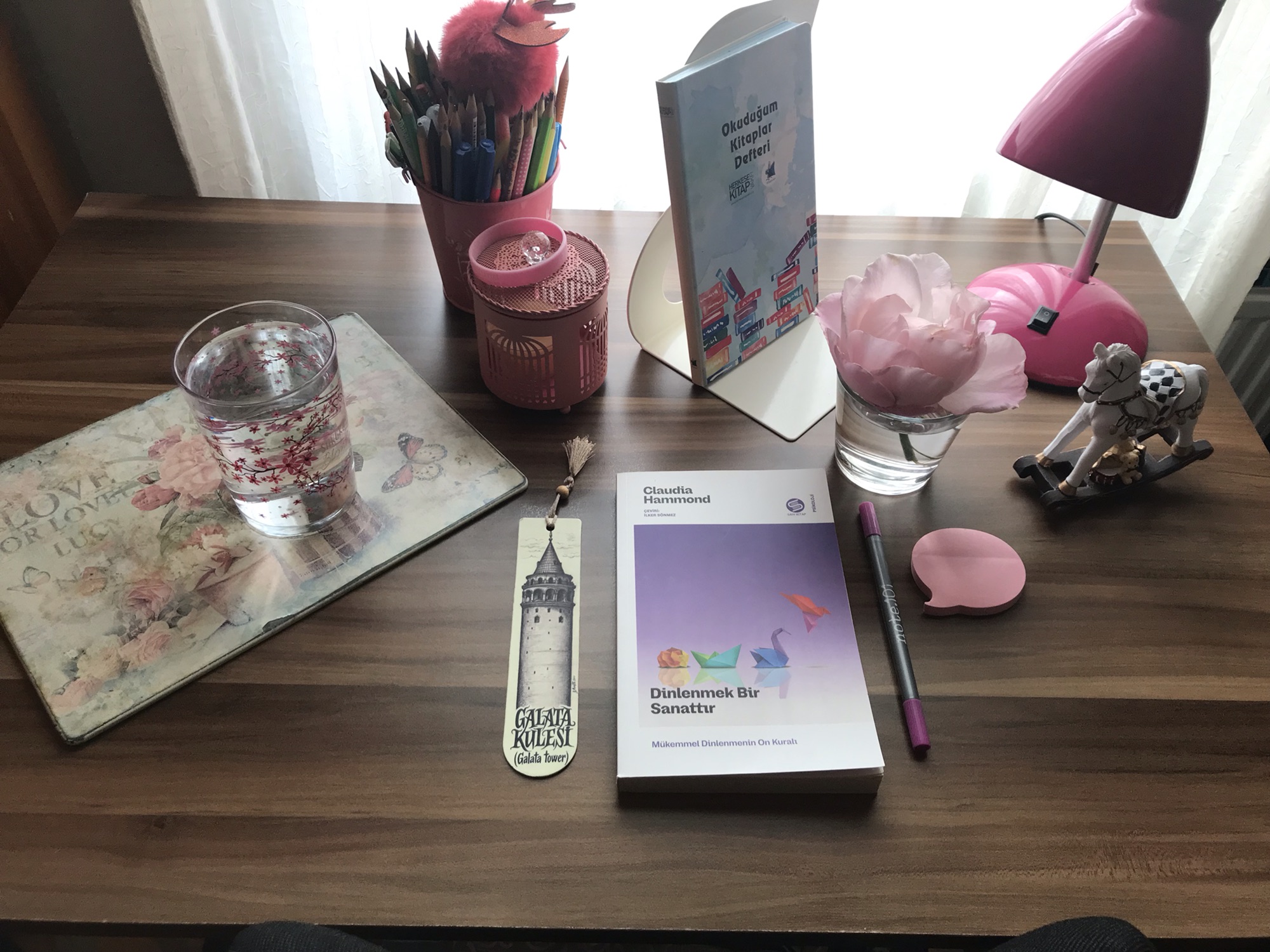 Dinlenmek Bir Sanattır, Claudia Hammond